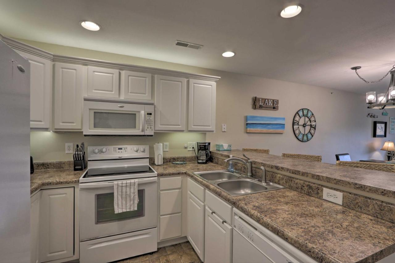 The Lake Escape With Balcony And Pool Access! Camdenton Exterior photo